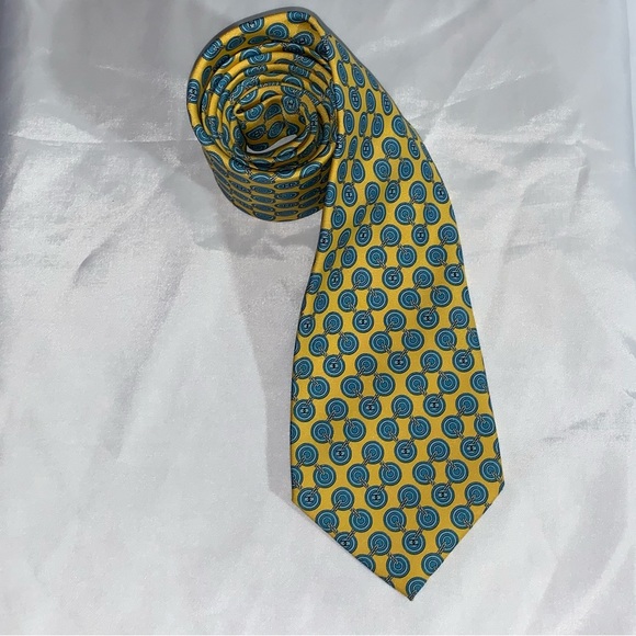 CHANEL pale yellow/blue SILK necktie CC logo CUFFLINKS print graphic - Picture 11 of 11